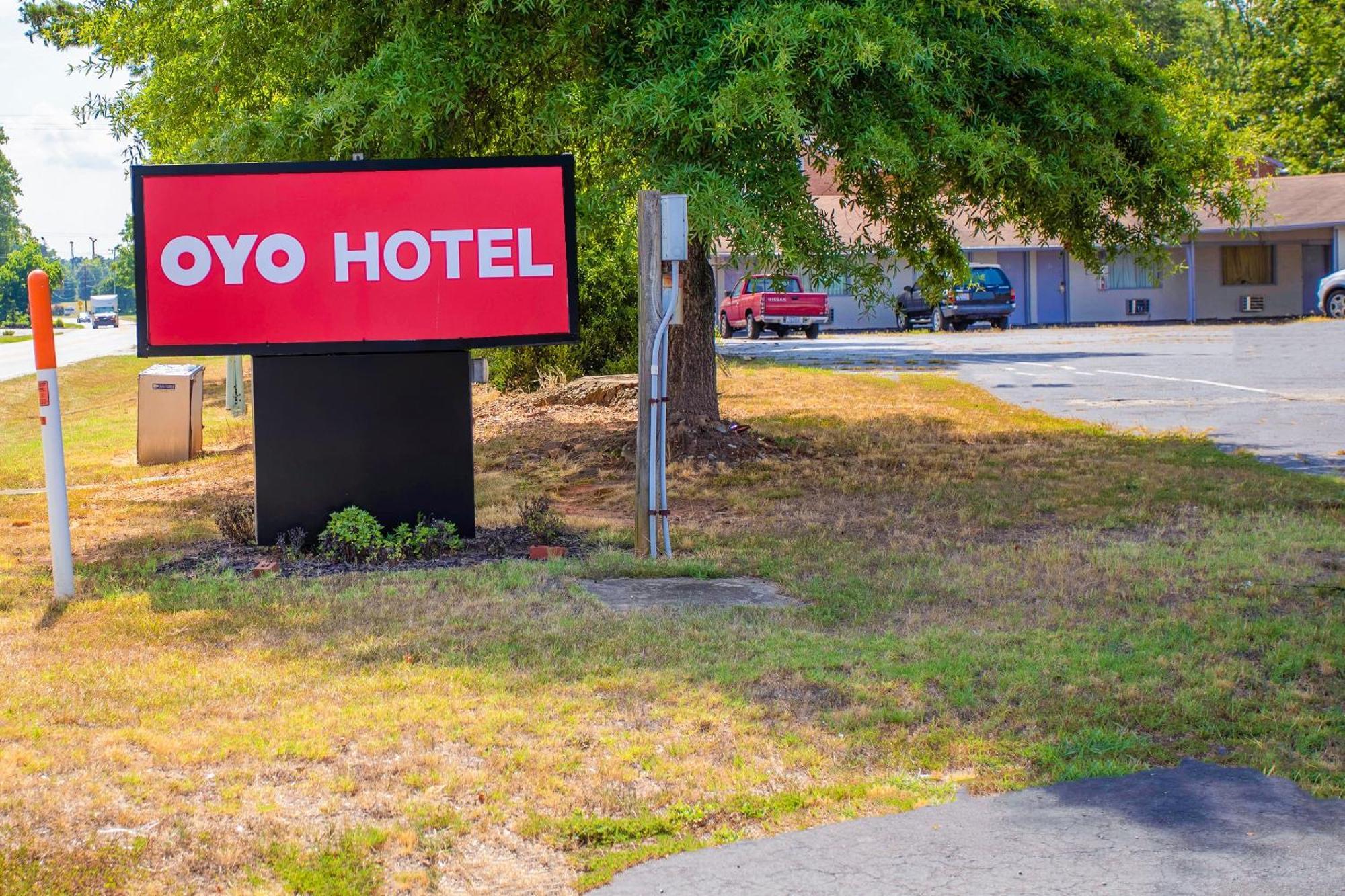 OYO Inn Kernersville Eksteriør bilde