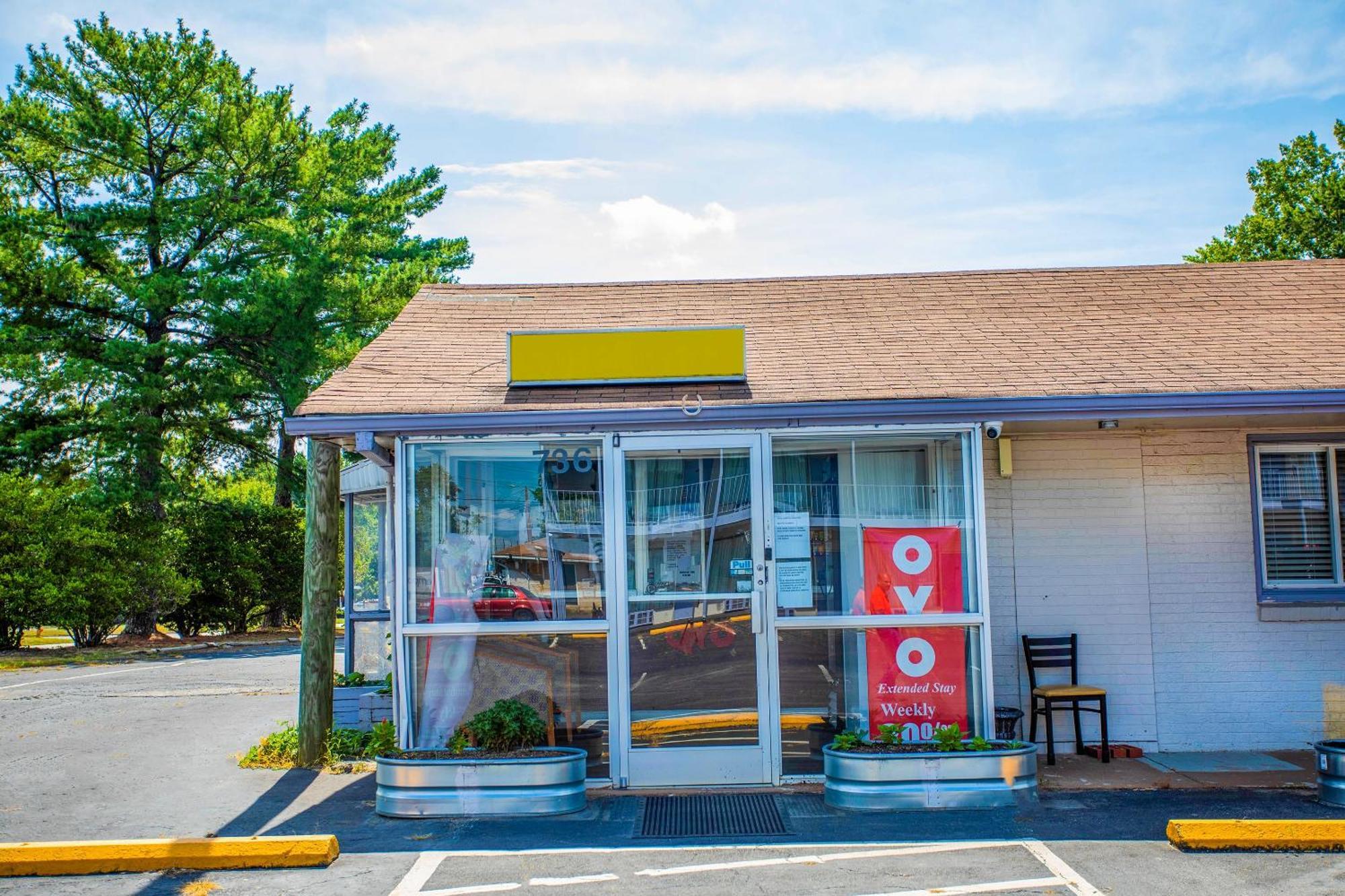 OYO Inn Kernersville Eksteriør bilde
